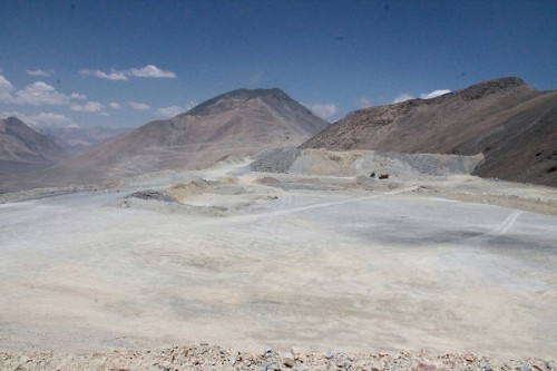 cerro-pelambres-amarillo-botadero