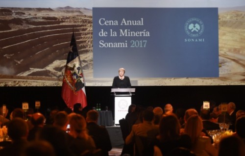 mineria-diego-hernandez-cena-sonami-bachelet-michelle