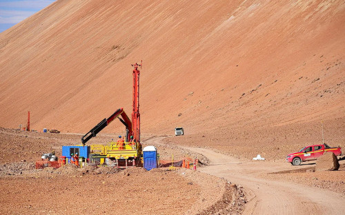Rio2 asegura financiamiento para la construcción de proyecto Fenix Gold en la Región de Atacama