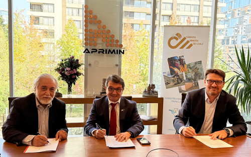 Cámara Minera de Chile y Aprimin firman importante convenio para avanzar en minería espacial