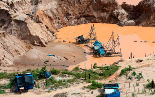 IPE: Perú concentra el 44% del oro ilegal exportado en Sudamérica