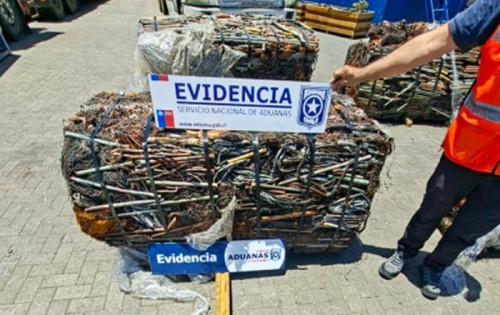 Fiscalización aduanera frustra contrabando de cobre en Puerto de Arica