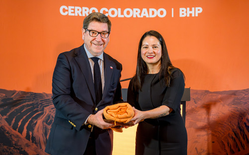 Biministro Mas destaca permiso de sondajes para Cerro Colorado | BHP