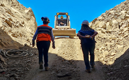 AGRUMIN plantea agenda técnica para enfrentar desafíos de la pequeña y mediana minería
