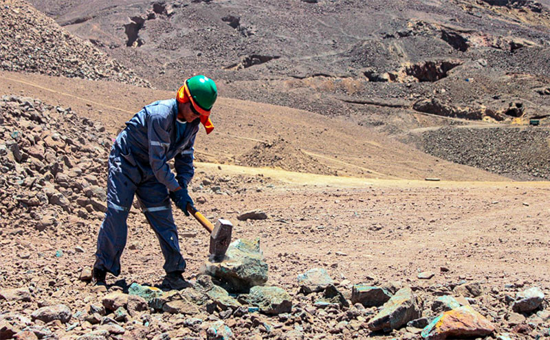 Agrumin advierte riesgos para las concesiones de la pequeña minería por cambios en las patentes