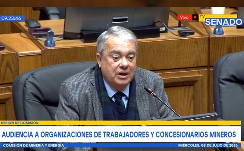 Agrumin pide al Senado frenar remates de concesiones mineras y avanzar en un estatuto especial para la pequeña minería