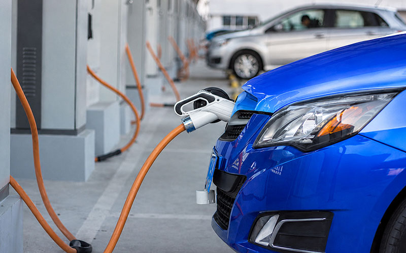 Chile lidera en cargadores para electromovilidad en América Latina
