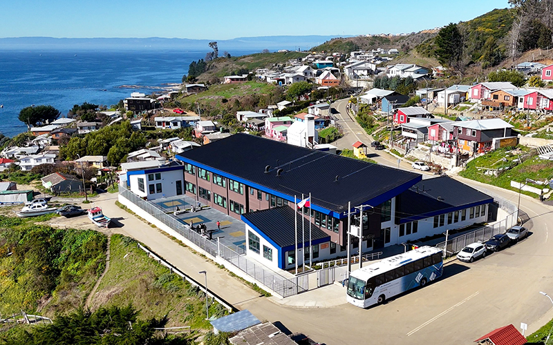 Comunidad de Punta Lavapié y Collahuasi inauguran escuela de alto estándar tras incendios de 2023