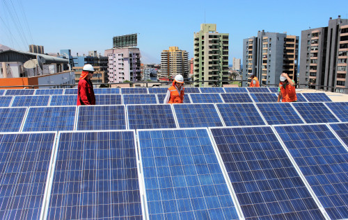 Proyecto impulsará industria regional de segunda vida para paneles fotovoltaicos