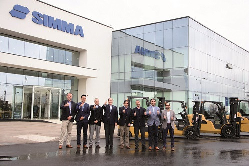 Finning firma acuerdo comercial con Grupo Simma