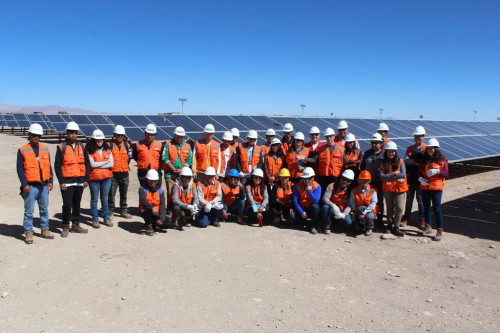 Tratacal apoya proyecto educativo FIC-R sobre Energía Solar en Calama