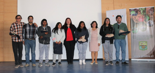 Alumnos del Liceo Likan Antai de San Pedro de Atacama se especializan en el ámbito agropecuario