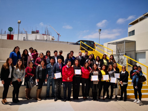 Finning Chile y Fundación Tierra de Esperanza continúan abriendo caminos