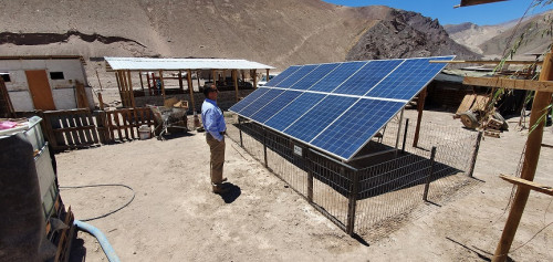 Kinross instala paneles solares a viviendas de comunidades colla en la precordillera