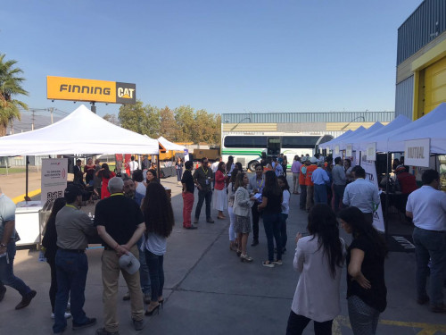 Finning organiza Feria inclusiva en  la comuna de Renca