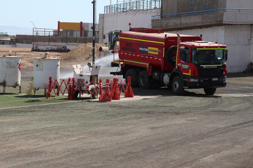 Komatsu Cummins e Intendencia sanitizaron Hospital de Campaña de Antofagasta para reducir riesgo de COVID-19