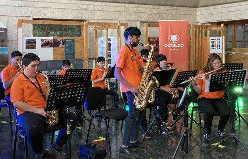 Orquesta Juvenil de Los Andes emocionó a familiares y cercanos en íntimo concierto