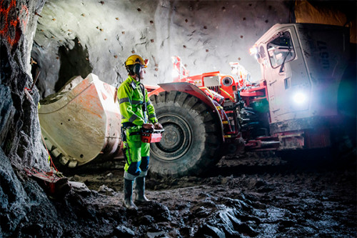 Presentan nueva plataforma de inteligencia para la minería en Chile y la región