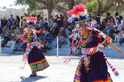 Pasacalle llenó de vida y color la Fiesta de la Primavera en Chuquicamata