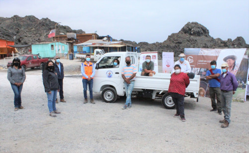 Programa de Minera El Abra para el sector pesquero de Tocopilla entrega vehículo de carga para Sindicato Caleta Los Patos