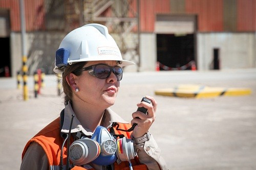 Metso Outotec renueva su compromiso con la Mesa Nacional Mujer y Minería