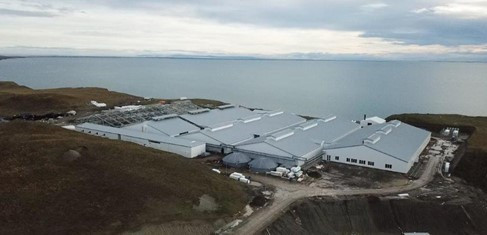 Gasco Magallanes implementa innovadora solución energética en la piscicultura Tierra del Fuego del grupo Nova Austral