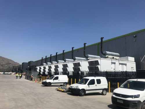 Finning implementa planta de respaldo eléctrico con grupos electrógenos para importante Data Center