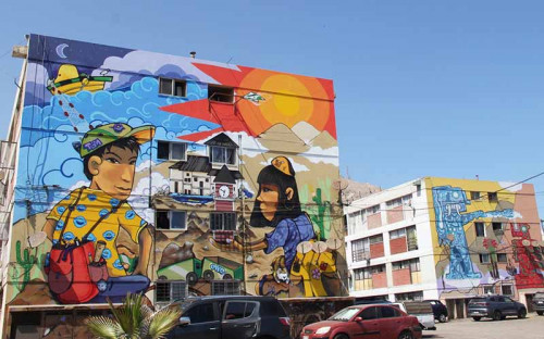 Inauguran murales patrimoniales en tres edificios de Tocopilla con fondos de Minera El Abra