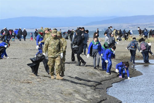 ENAP se sumó a las actividades del Día Internacional de Limpieza de Playas