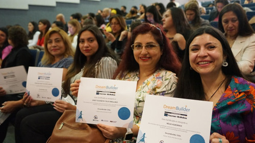 Calama y Alto El Loa tienen 115 nuevas graduadas en el programa para emprendedoras de El Abra