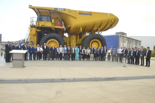 Centro de Formación Komatsu tituló a 57 colaboradores