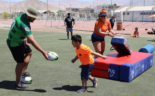 Voluntariado de Minera El Abra apoya el fomento del rugby en la región