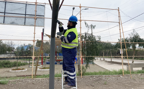 Codelco Andina inició trabajos de remodelación en multicancha de Santa Matilde