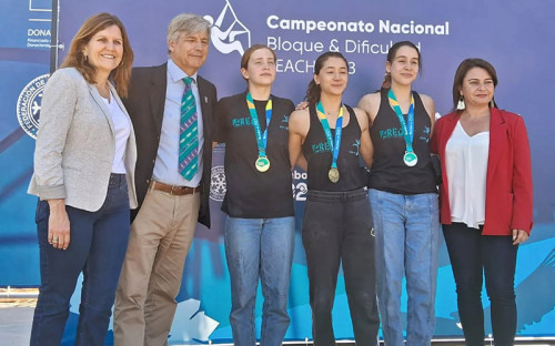 Minera Los Pelambres inaugura Centro de Escalada para Santiago 2023