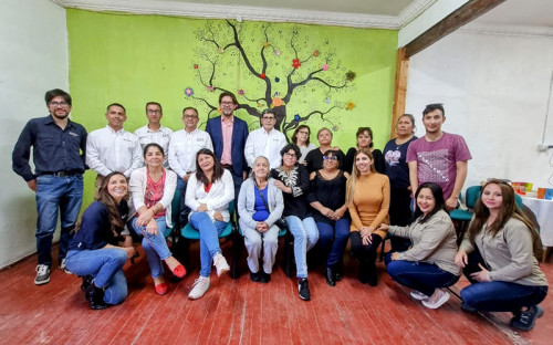 Mujeres de María Elena fabricaron mil 800 cortinas para campamento de Minera Antucoya