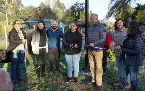 Atlas Renewable Energy entrega luminarias y cámaras de seguridad a comunidad de la Región de La Araucanía