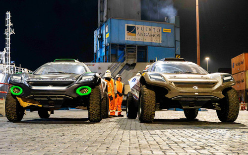 Comenzó el desembarco de los autos eléctricos todoterreno para el Antofagasta Minerals Copper X Prix