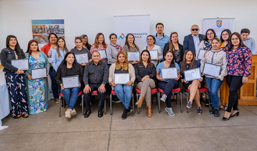72 personas de Mejillones mejoran sus habilidades para el mundo laboral gracias a Antofagasta Minerals