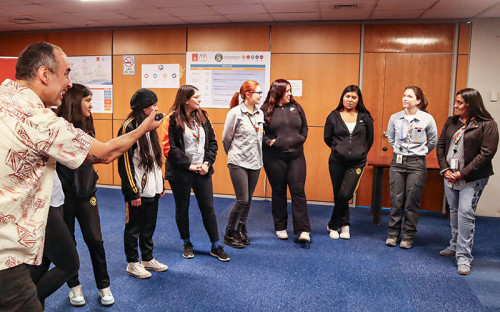 Alumnas de la Escuela de Mujeres Líderes de Codelco comparten su experiencia