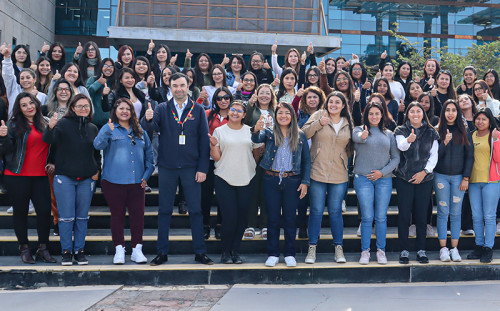 60 mujeres se integran al Programa de Aprendices de Chuquicamata