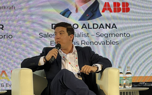 Especialista de ABB en Chile destaca soluciones para energías renovables en Energyear 2024