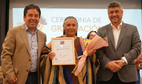 Estudiantes del pueblo Colla completaron su escolaridad gracias al programa de Kinross Chile