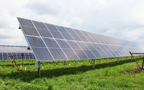 Copec adquiere parque fotovoltaico “Granja Solar”