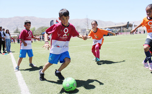 Grupo Minero Carola-Coemin renueva su alianza con la Fundación Fútbol Más