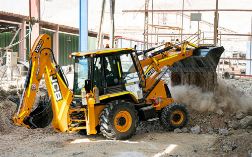Empresa minera licita servicio de arriendo de maquinaría industrial