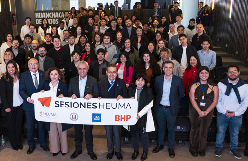 Presidente de Escondida | BHP se reunió con 70 estudiantes de universidad locales
