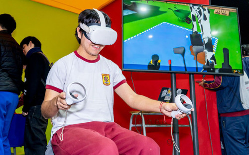 Fiesta de los Nuevos Perfiles 4.0: Más de 250 estudiantes conectados con la Minería del Futuro