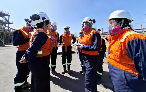 Complejo Metalúrgico Altonorte recibió a alumnos de la Universidad de Chile en el marco de la “Gira Minera 2025”