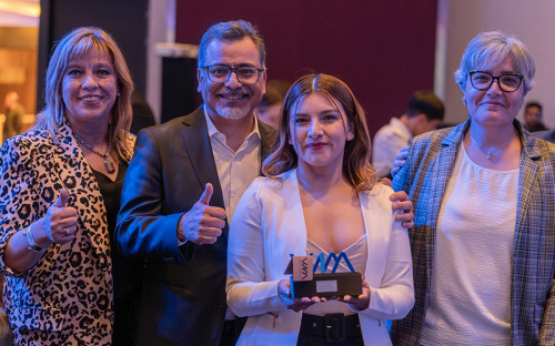 Trabajadora del Distrito Candelaria Lundin Mining recibió reconocimiento de Women In Mining Chile