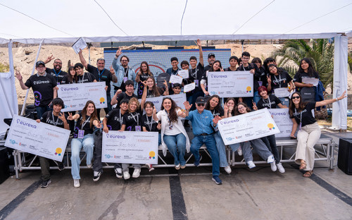 Feria Idea+T reune a más de 350 jóvenes de la región de Antofagasta en una jornada de emprendimiento e innovación